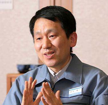 2002年诺贝尔化学奖获得者田中耕一